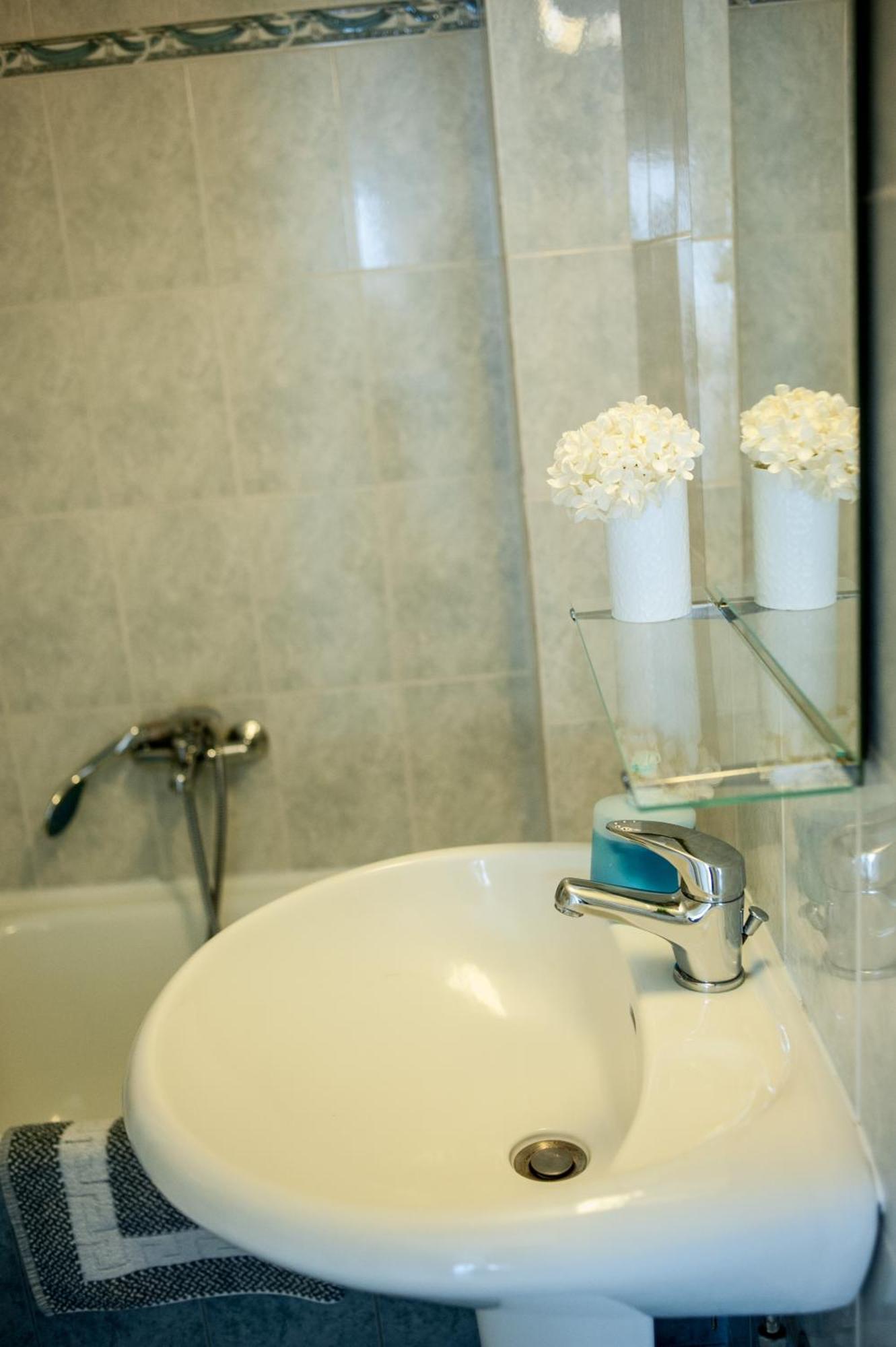 Sea View Flat Apartment Peraía Екстериор снимка